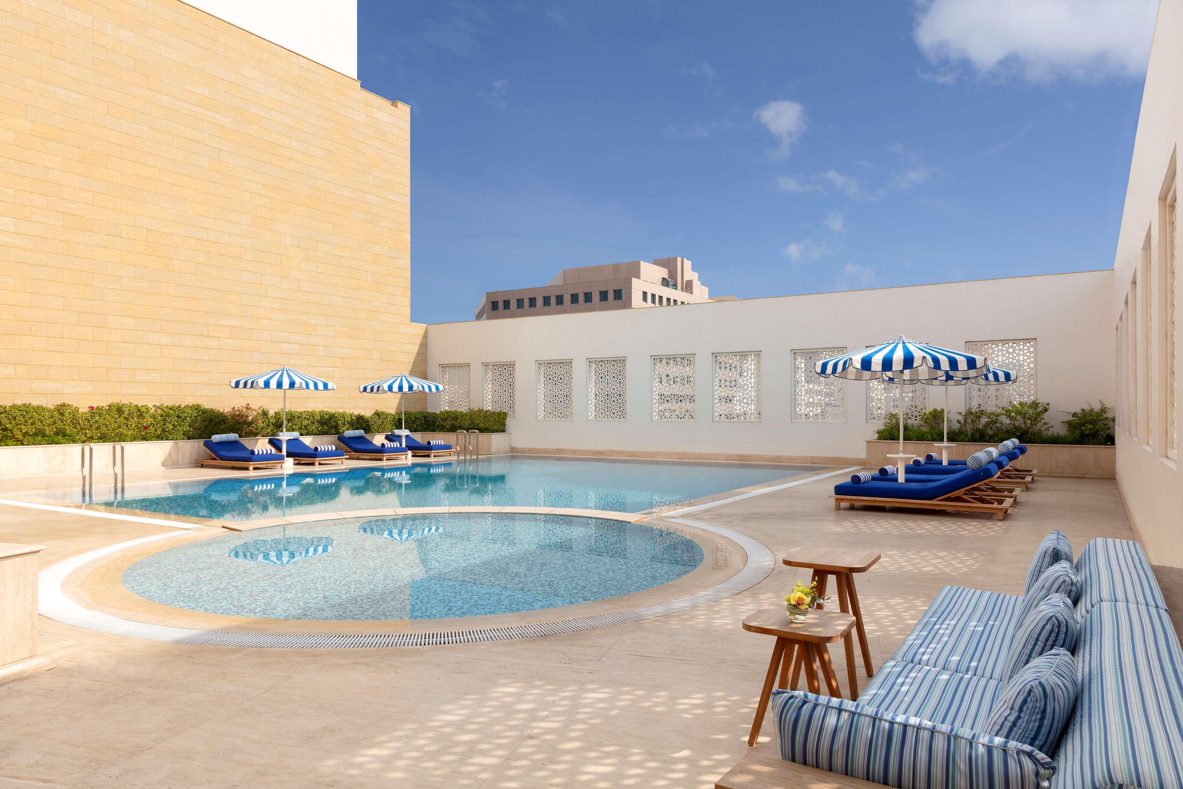 Hotel Al Najada By Tivoli 5*